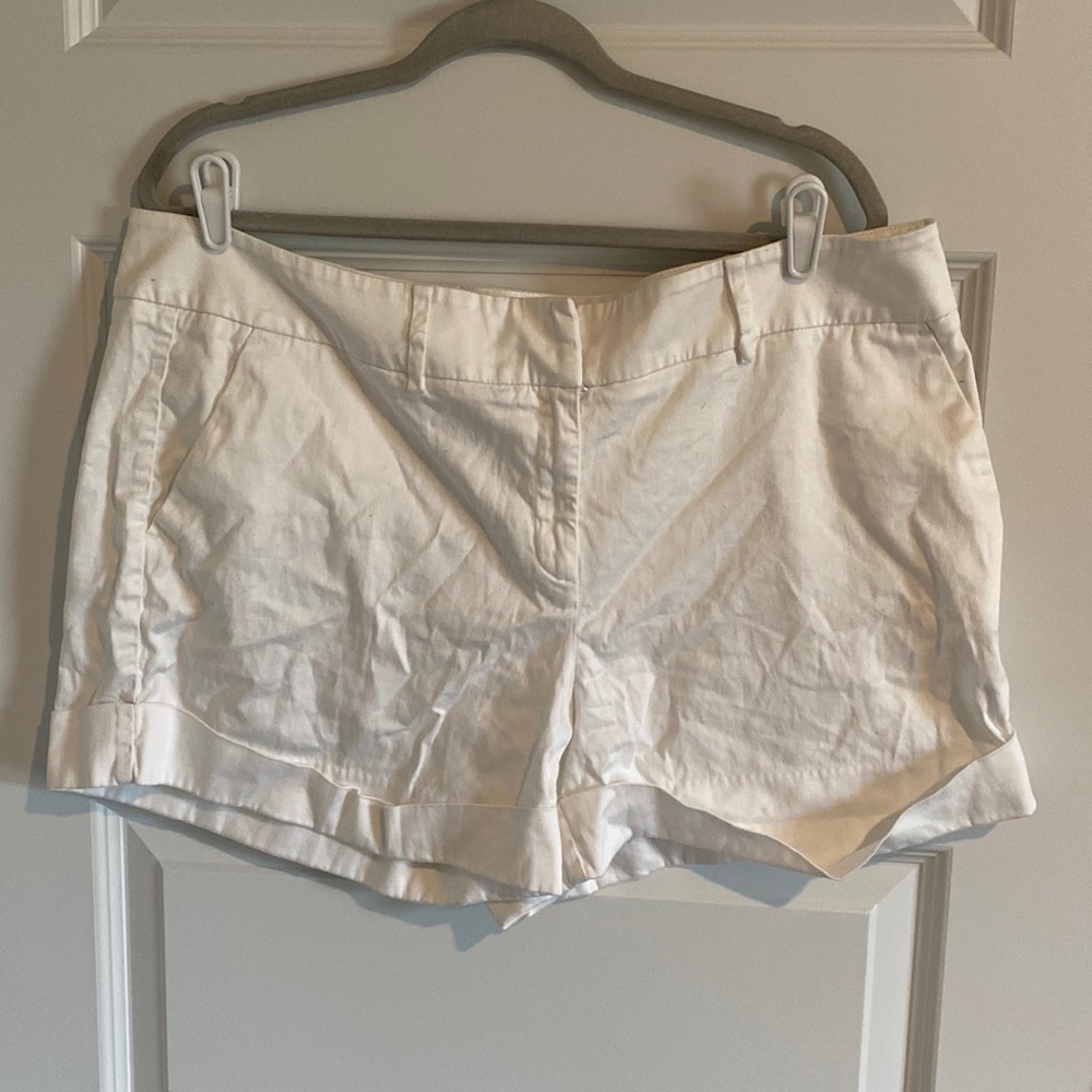 New York and company shorts
